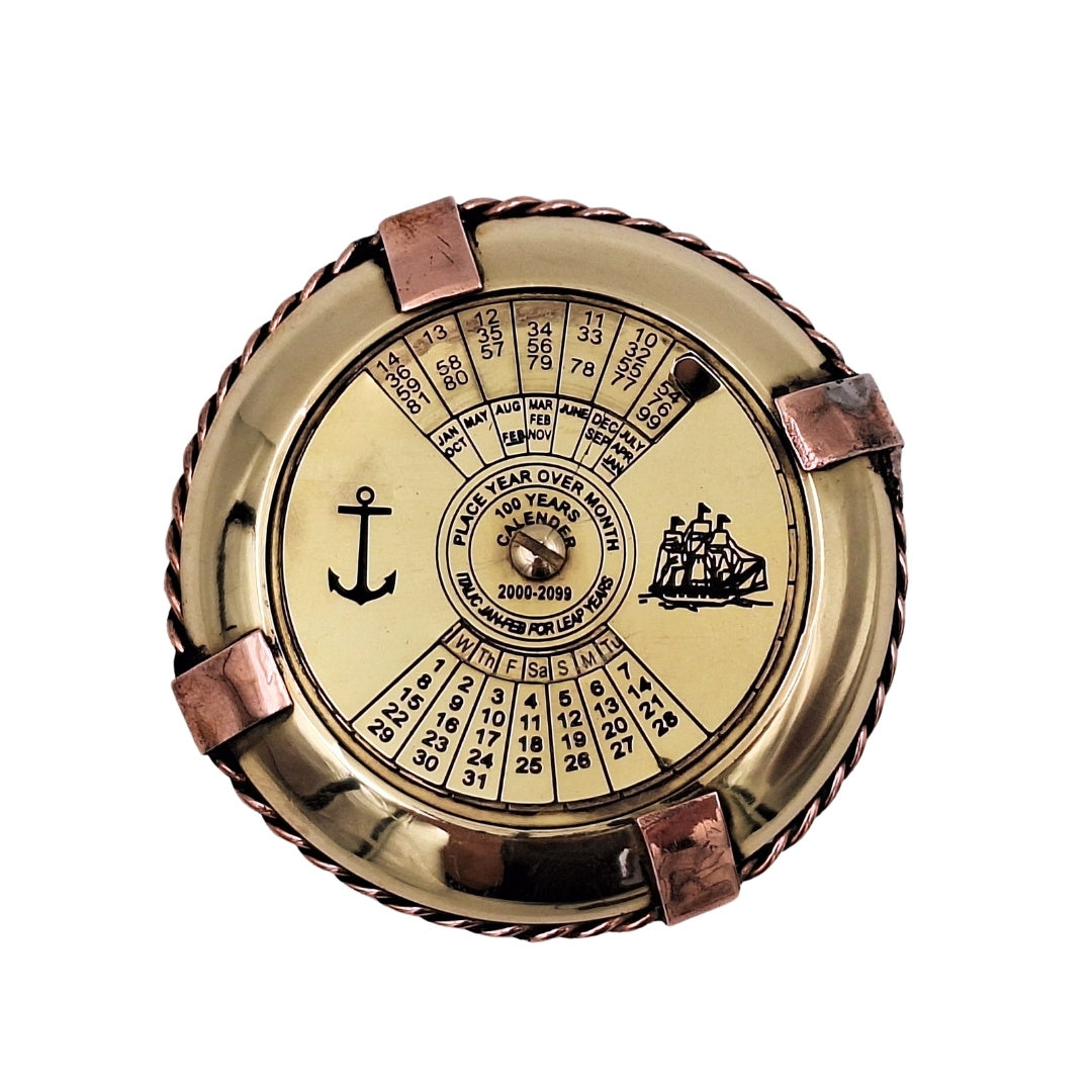 Elegant maritim kalender i mässing - NI1422