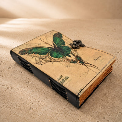 Retro anteckningsbok i läder med fjäril - getskinn, 200 sidor - AH20