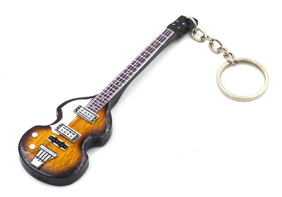 Basgitarrnyckelring - i The Beatles-stil - P. McCartney EGK-0184
