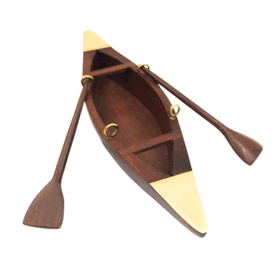 Elegant trämodell av båt 25 cm - dekoration för skrivbord med mässingselement - idealisk present till seglare med möjlighet till personalisering med gravyr - maritim och retro stil