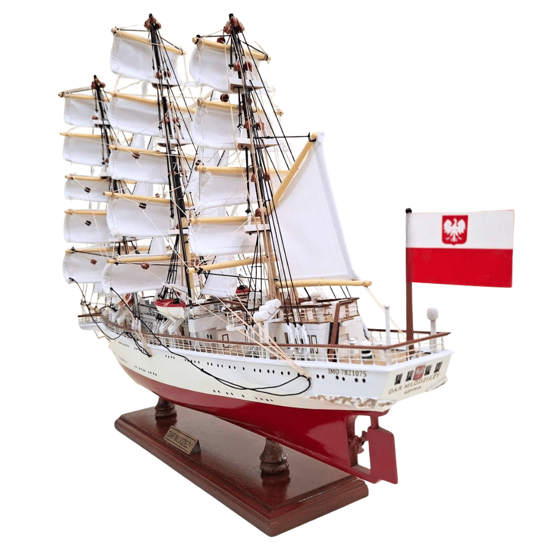 Exklusiv modell av segelfartyget Dar Młodzieży XXL 71 cm, med möjlighet till personlig gravyr