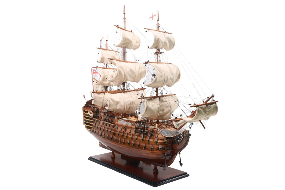 Exklusiv modell av segelfartyget HMS Victory VIC80R