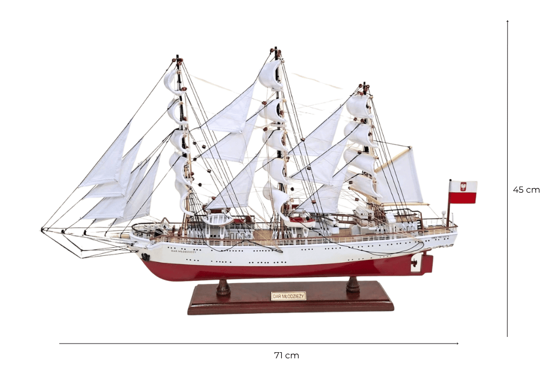 Exklusiv modell av segelfartyget Dar Młodzieży XXL 71 cm, med möjlighet till personlig gravyr