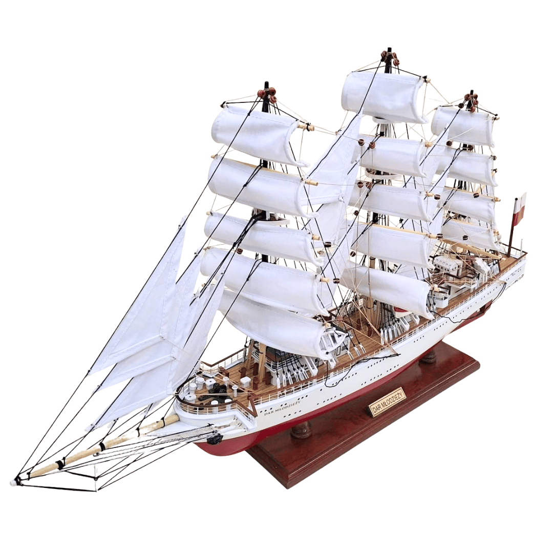 Exklusiv modell av segelfartyget Dar Młodzieży XXL 71 cm, med möjlighet till personlig gravyr