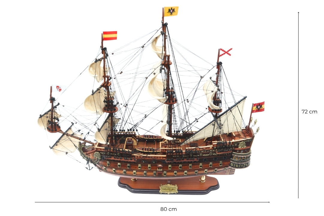 Modell av segelfartyget San Felipe 80 cm, med möjlighet till personlig gravyr