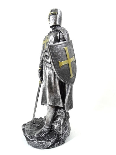 Figur av en korsriddare, 30 cm, med gravyr