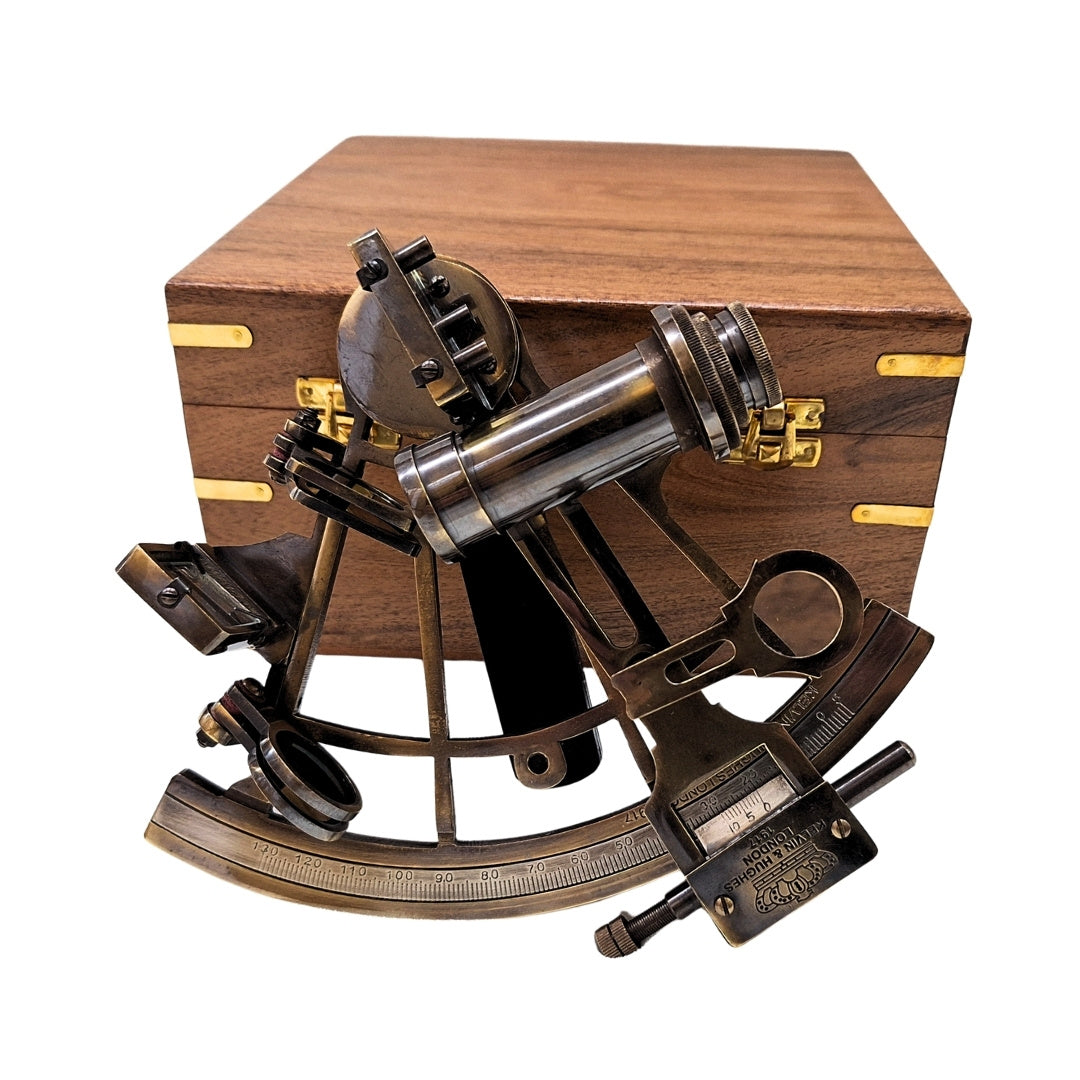 Mässingssextant i trälåda – Replik - NC1517