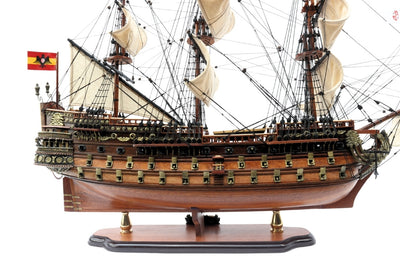 Modell av segelfartyget San Felipe 80 cm, med möjlighet till personlig gravyr