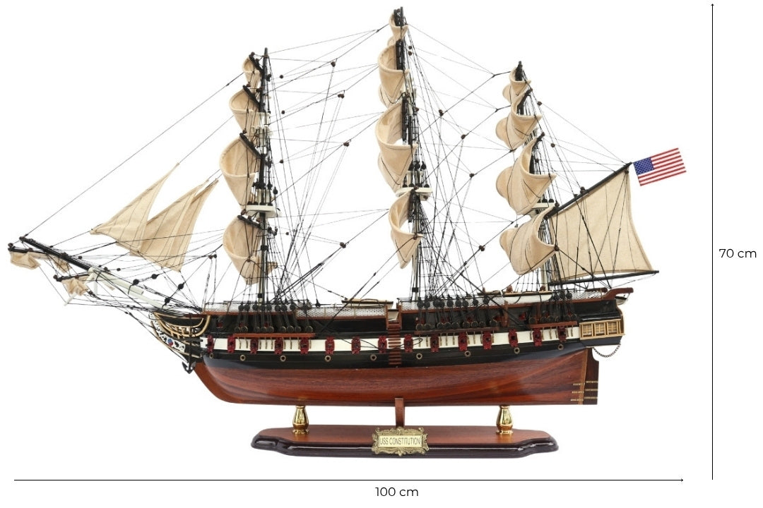Exklusiv stor modell av segelfartyget USS Constitution 100 cm med möjlighet till personlig gravyr