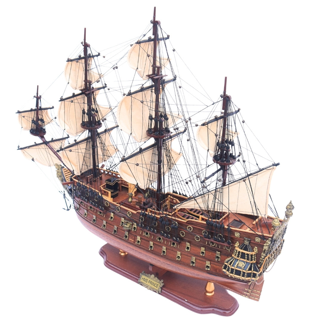 Exklusiv stor modell av segelfartyget HMS Prince 94 cm med möjlighet till personlig gravyr