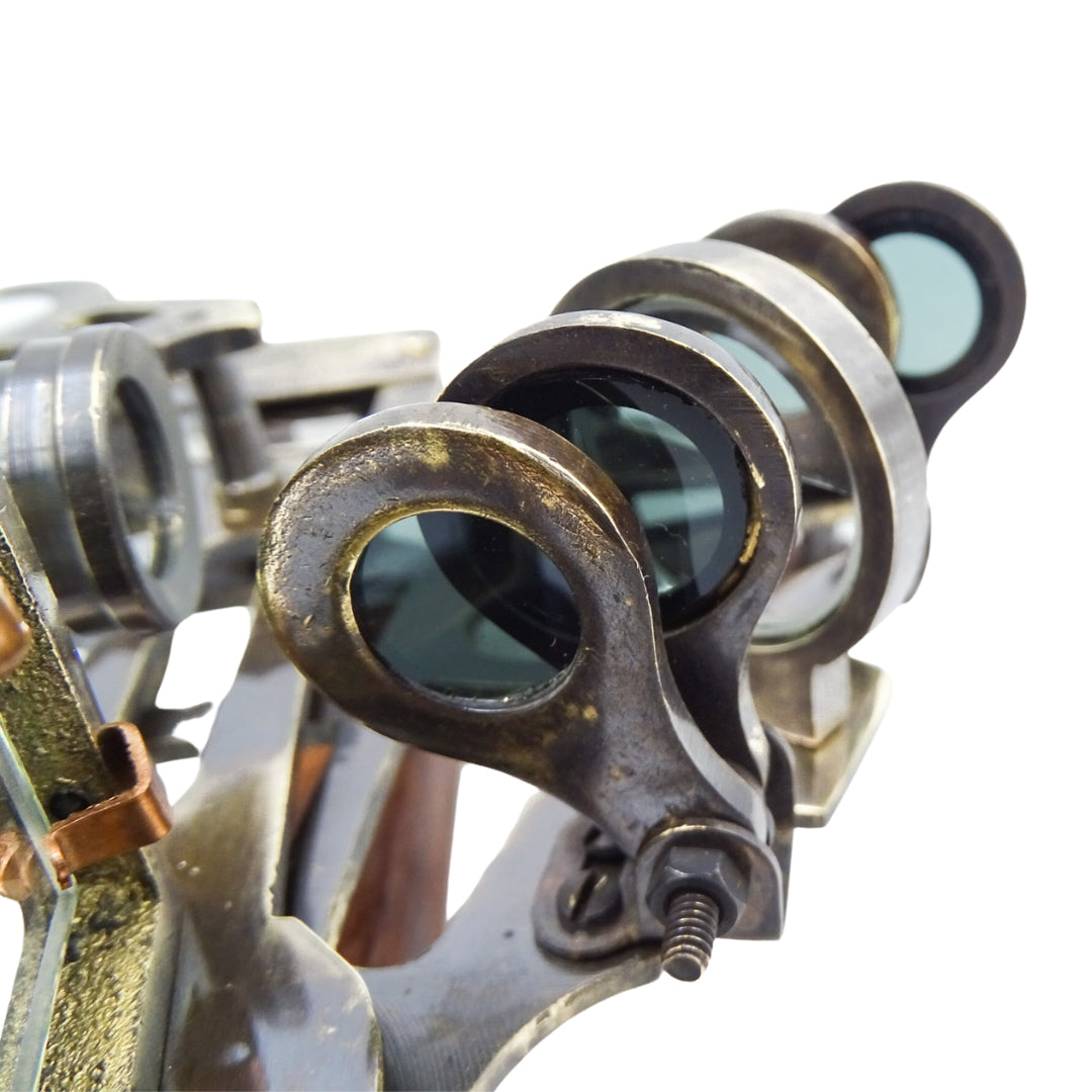 Sextant i mässing i läderklädd låda - NC1514B