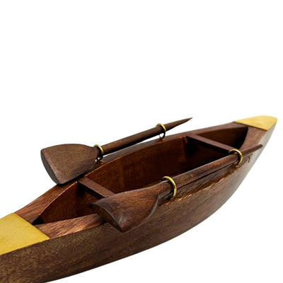 Elegant trämodell av båt 25 cm - dekoration för skrivbord med mässingselement - idealisk present till seglare med möjlighet till personalisering med gravyr - maritim och retro stil
