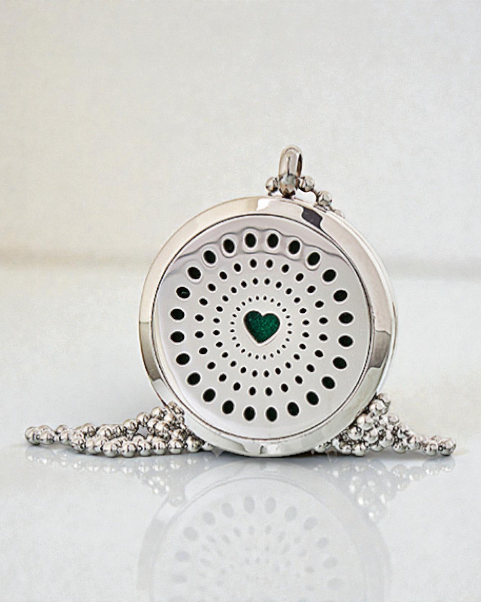 Celestia Heart – aromaterapihalsband med diamantprytt hjärta 30 mm