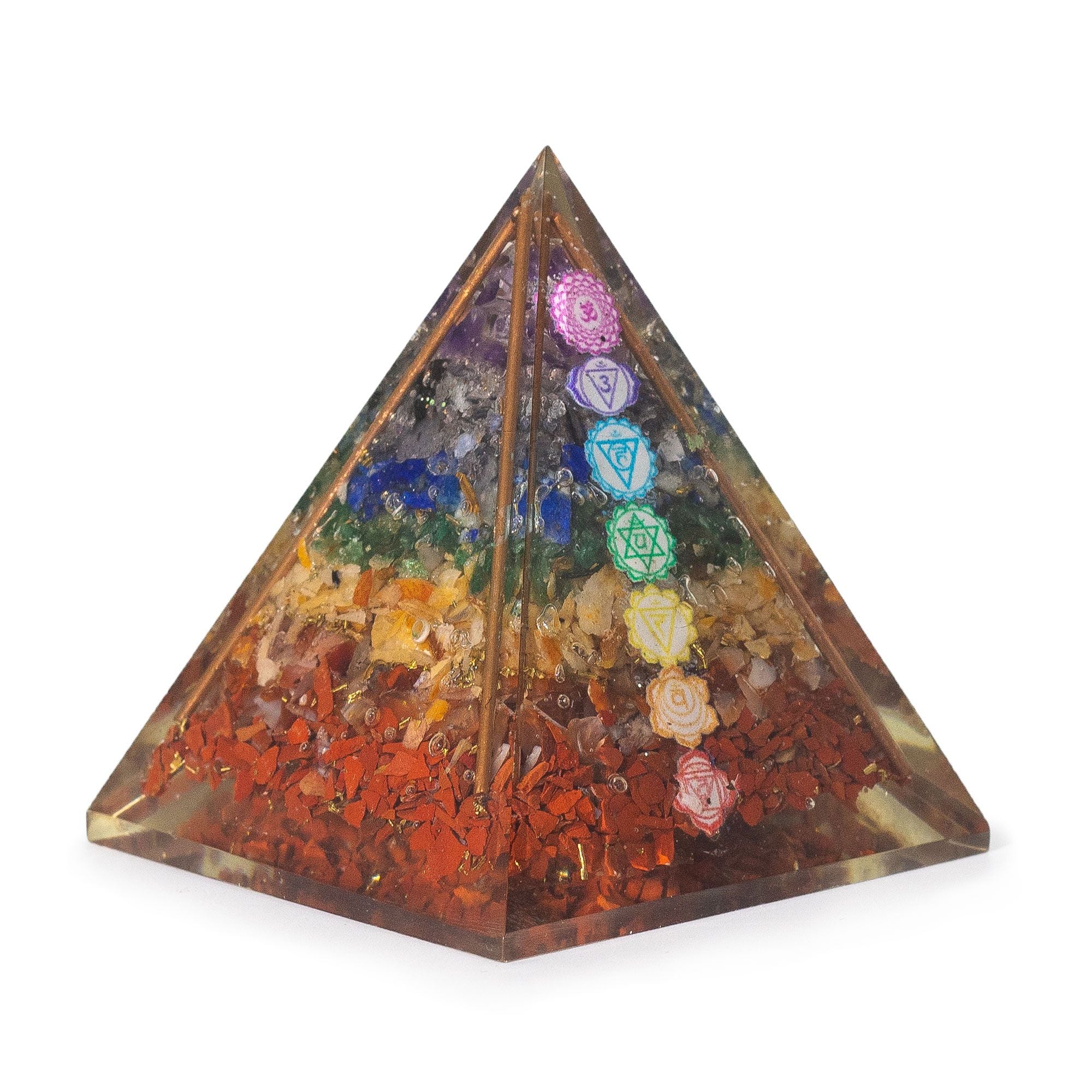 Medelstor orgonitpyramid 7x6 cm med kopparstavar och 7 chakrasstenar - flerfärgad energiharmonielement som present