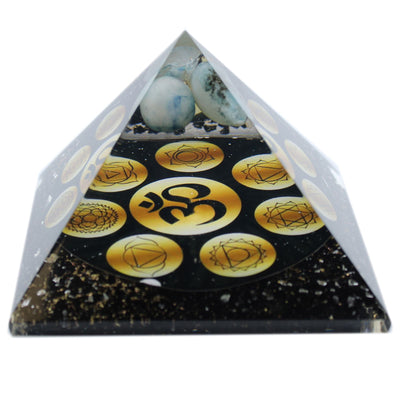 Orgonitpyramid Midnight Om Chakra