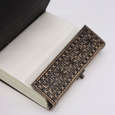 Esoterisk Buddha-anteckningsbok i röd-tan färg - Läderanteckningsbok med 200 sidor, mått 17,5x12,5x3 cm