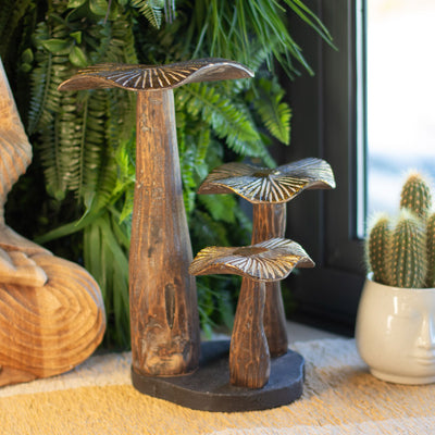 Stor guldsvampskulptur 32 cm – naturligt trä – unik dekorationsdetalj som present – skogs-, rustik- och modern stil
