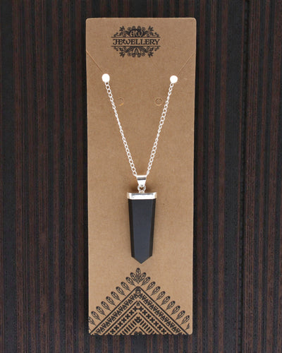 Obsidianstråle – platt hänge av svart agat i kristallslipning