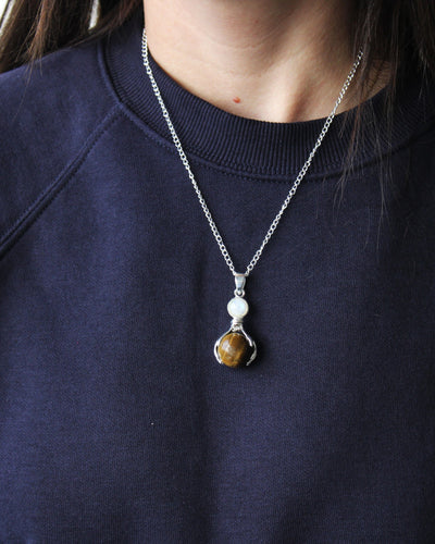 Ametisthänder – hängsmycke med läkande händer av ametist