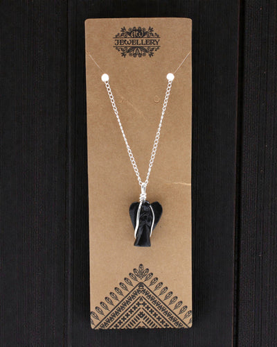 Nattens väktare – skyddsängelhänge av svart agat