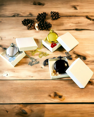 Klassisk Fickur med Dubbel Lock, Manuell, Guld Färg, med Gravyr