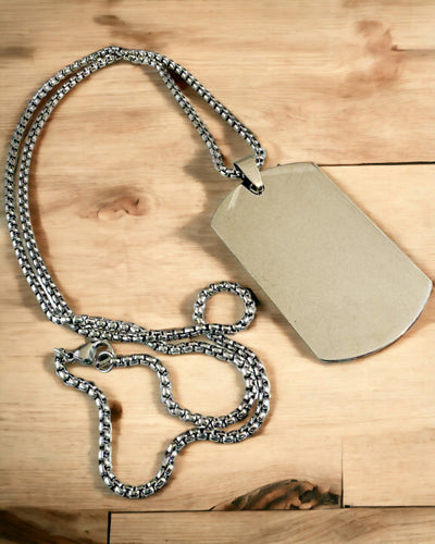 Halsband med Dog Tag "Tre Nyansers Stil" - ID-bricka - Elegant Hängsmycke i Rostfritt Stål med Graveringsalternativ