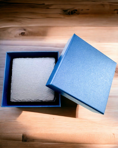 Underlägg för kaffe, te av naturlig sten med personlig gravyr – Fyrkant, cirkel, sexkant, 10 cm