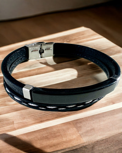Sportarmband i PU-läder och rostfritt stål med möjlighet till gravyr – 3 färger