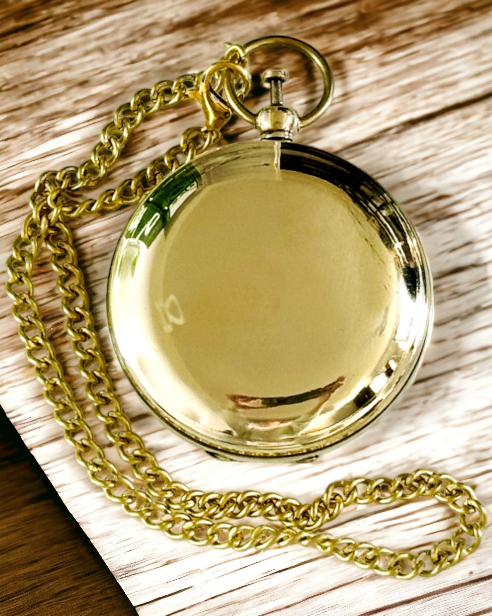 Gyllene färg Kompass "Przygoda" – Elegant Upptäcktsnavigator