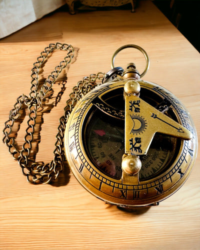 Resenärens Navigationskompass med gravyr, personalisering – Hantverk av Indiska Hantverkare