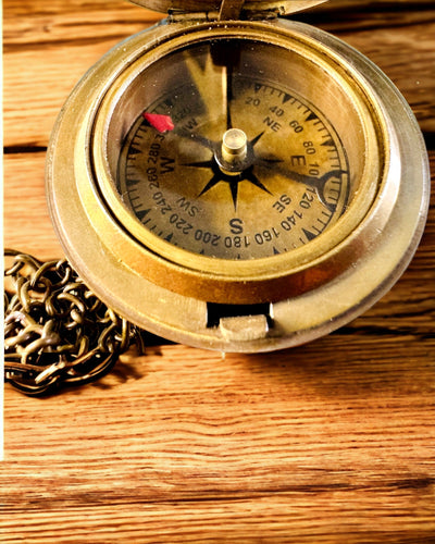 Resenärens Navigationskompass med gravyr, personalisering – Hantverk av Indiska Hantverkare