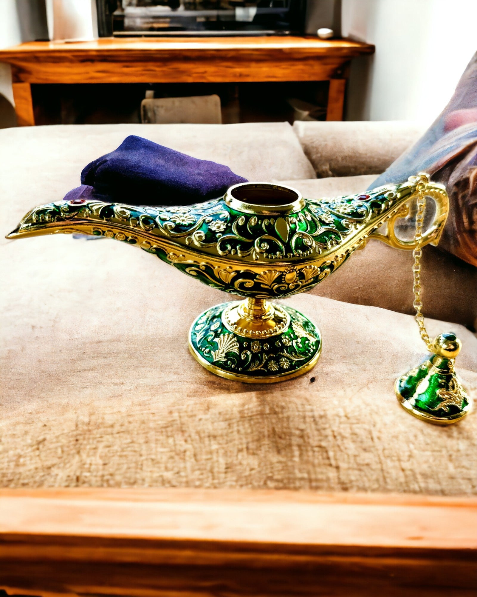 Magisk Lampa av Aladdin med Graveringsalternativ - Variant Mörkgrön, genomvävd med guld