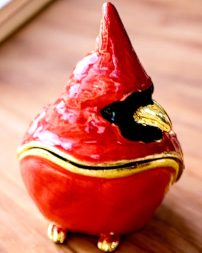 Elegant smyckeskrin i form av en kardinal med möjlighet till gravyr