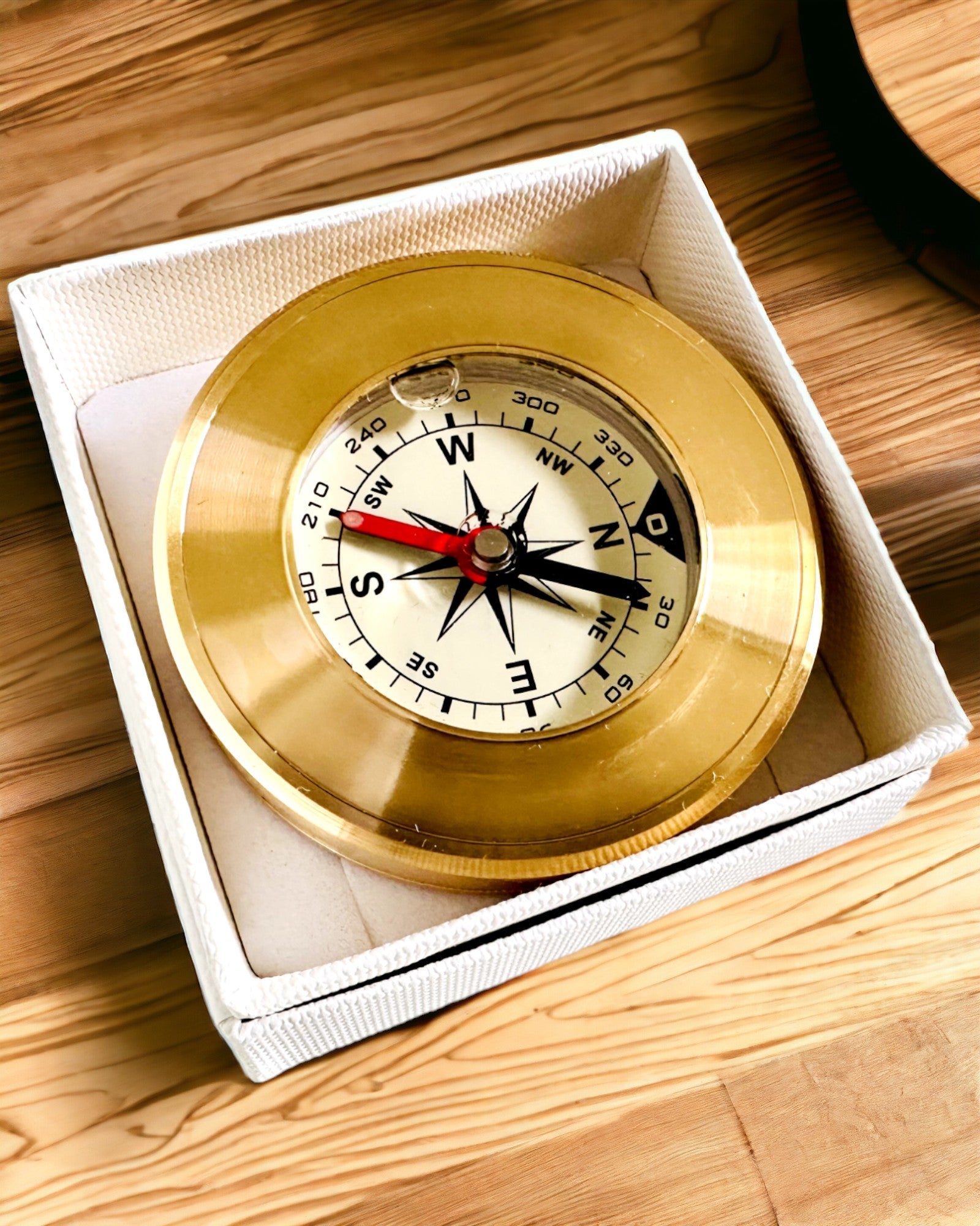 Navigationskompass med Graveringsmöjlighet, Mässing, Klassisk Design – 5 cm