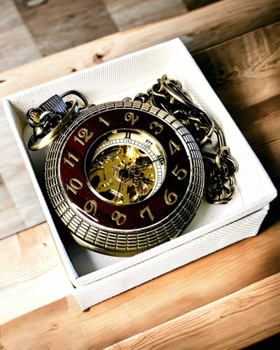 Fickur med synlig mekanism – möjlighet till personlig gravyr