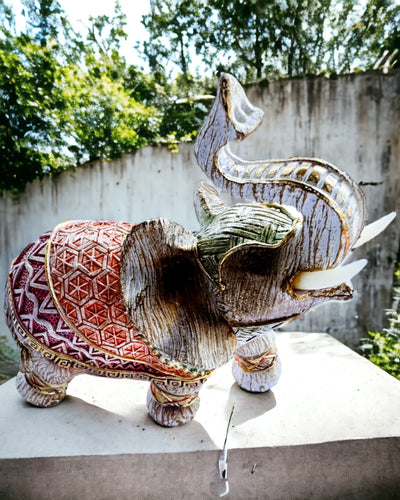 Słoniowa Stróżka – Dekorativ Elefant i Harts med Graveringsmöjlighet