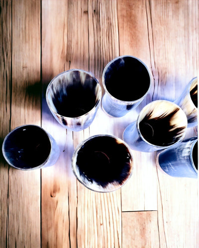 Handgjord liten kopp med möjlighet till gravyr, indisk bägare, möjlighet till anpassning som present, gravyr. Färg mörk