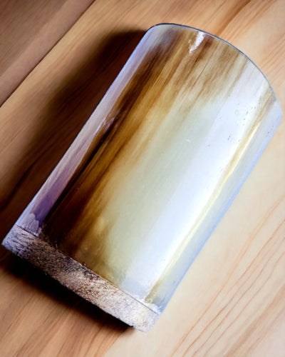 Handgjord Liten Kopp med Graveringsmöjlighet, indisk Bägare, möjlighet till anpassning som present, gravyr. Ljus färg