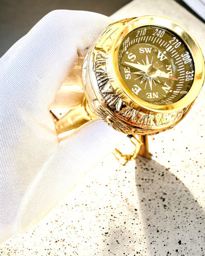 Kompasso Black - Promenadkäpp - Handgjord Träsnidad - Exklusiv Utgåva med Graveringsmöjlighet