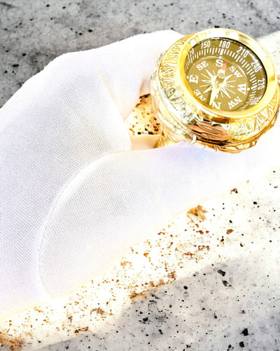 Kompasso Black - Promenadkäpp - Handgjord Träsnidad - Exklusiv Utgåva med Graveringsmöjlighet