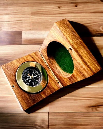 Kompas för Resenären Rajput med möjlighet till anpassning - som present