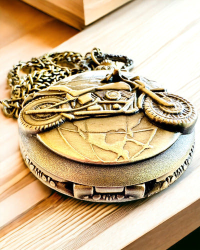 Fickur "Motocykel Elegans" – Gravyr