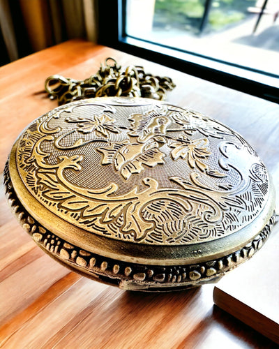 Fickur "Motocykel Elegans" – Gravyr