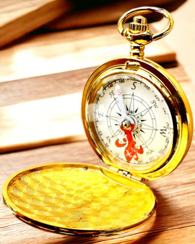 Kompass Vandrare med Graveringsalternativ - färg guld
