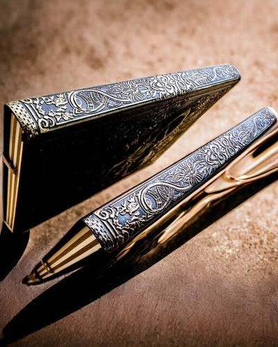 Magiczny Notes, anteckningsbok "Boski Byk" - Elegant och Unik Papeteria, personalisering med gravyr