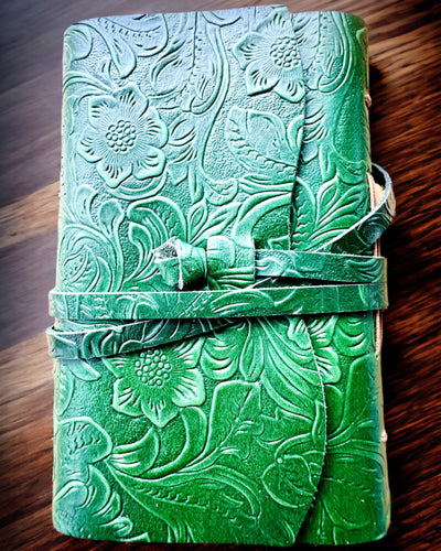 Premium Läderanteckningsbok "Naturens Elegans" - 200 sidor, 120g, anteckningsbok, skissbok, 2 färger att välja mellan, personlig gravyr