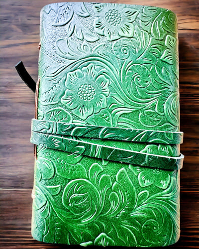 Premium Läderanteckningsbok "Naturens Elegans" - 200 sidor, 120g, anteckningsbok, skissbok, 2 färger att välja mellan, personlig gravyr