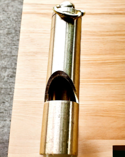 Eleganta visselpipor - 4 varianter av visselpipa, visselpipa att välja, med möjlighet till gravyr