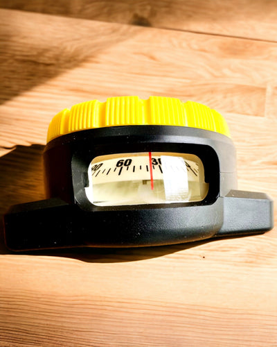 Dykarkompass AquaGuide - vattentät kompass med luminescensfunktion och flexibel rem, möjlighet till anpassning