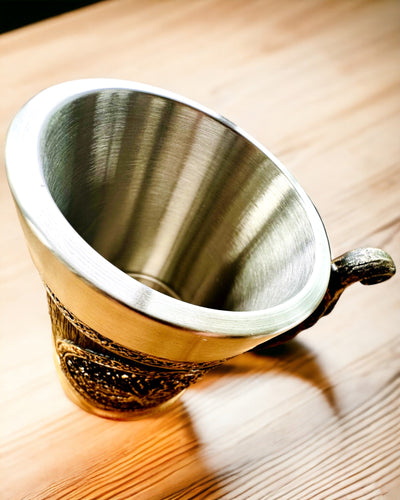 Nordisk Mugg Världsträdet - Mästerligt Utförande, 600 ml, möjlighet till gravyrpersonalisering